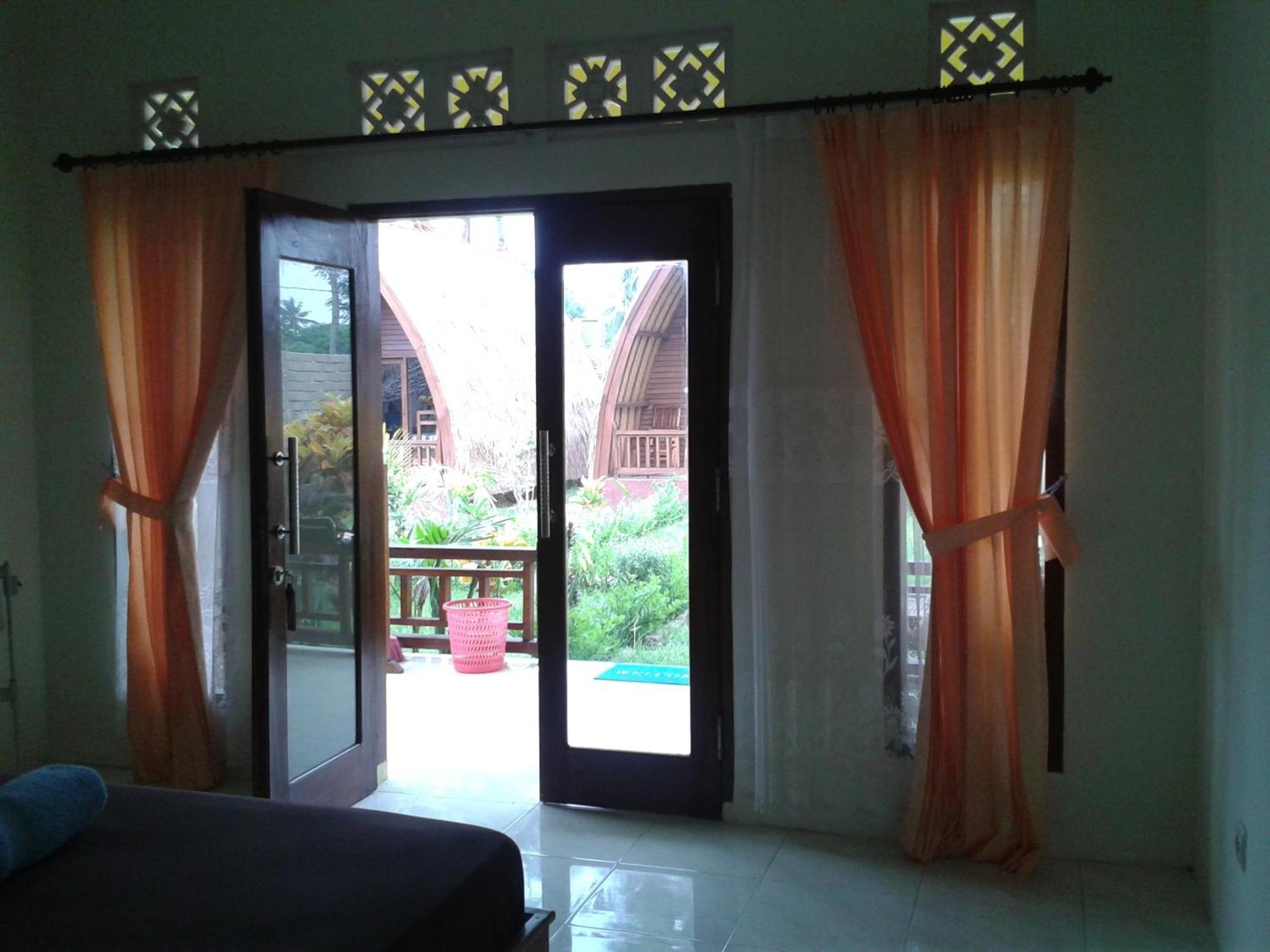 Bias Bungalows Gili Islands Room photo