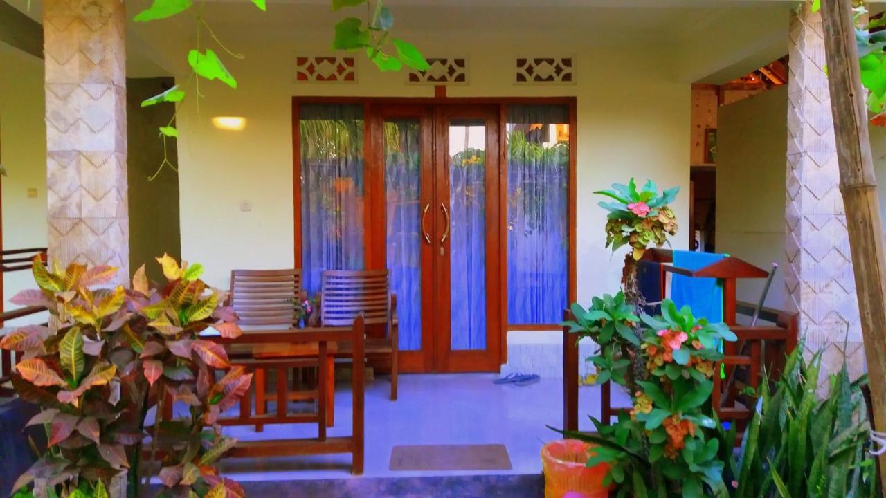 Bias Bungalows Gili Islands Exterior photo